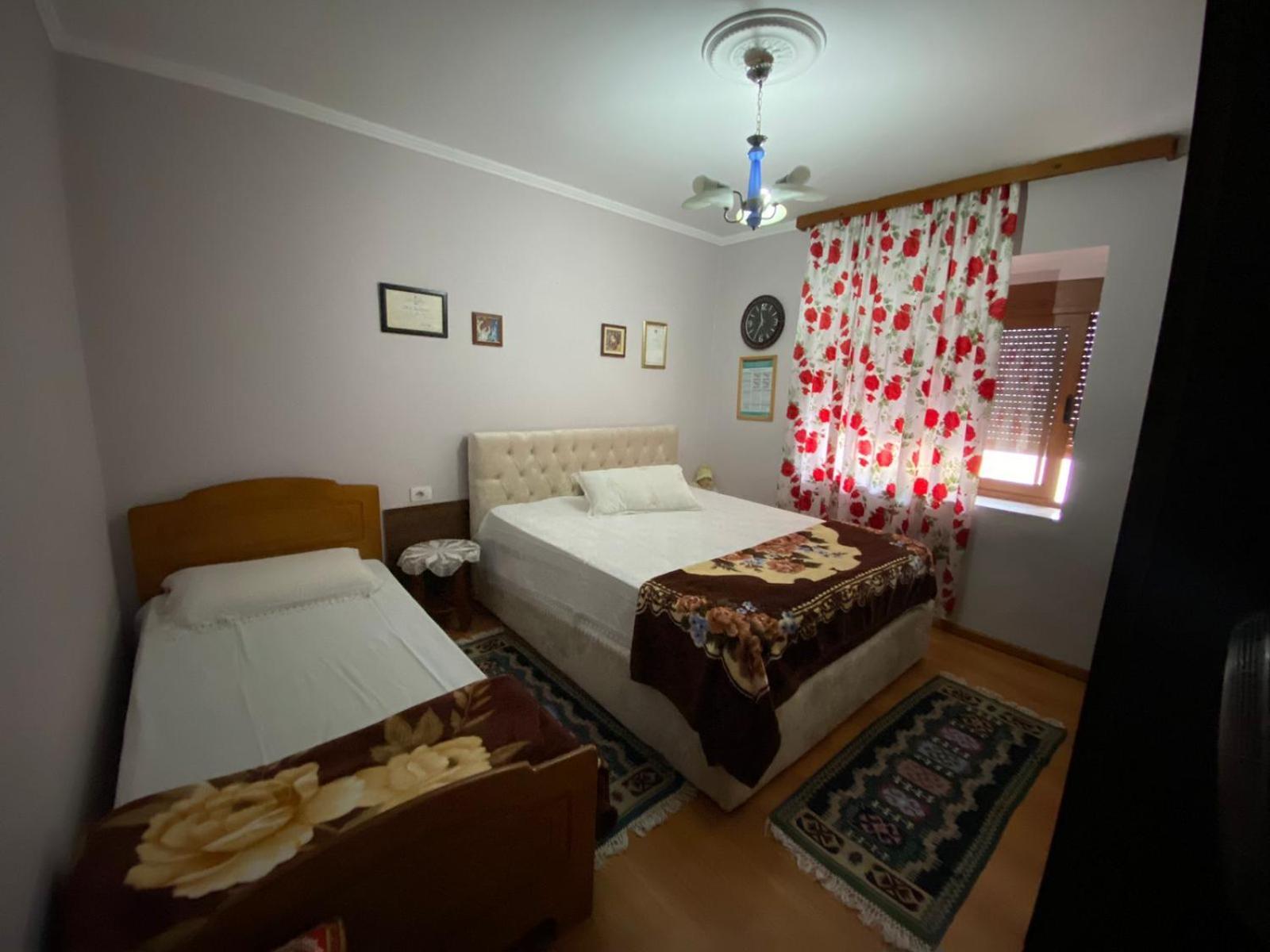 Kruja Shared Apartment Eksteriør billede